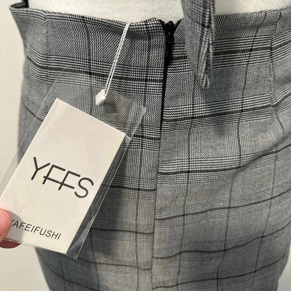 YFFS Gray Plaid Tie Back Mini Dress - Picture 7 of 12